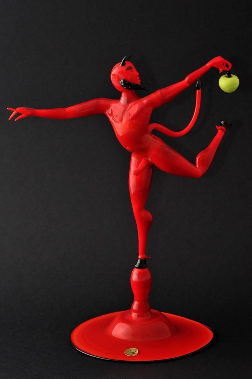 red devil apple